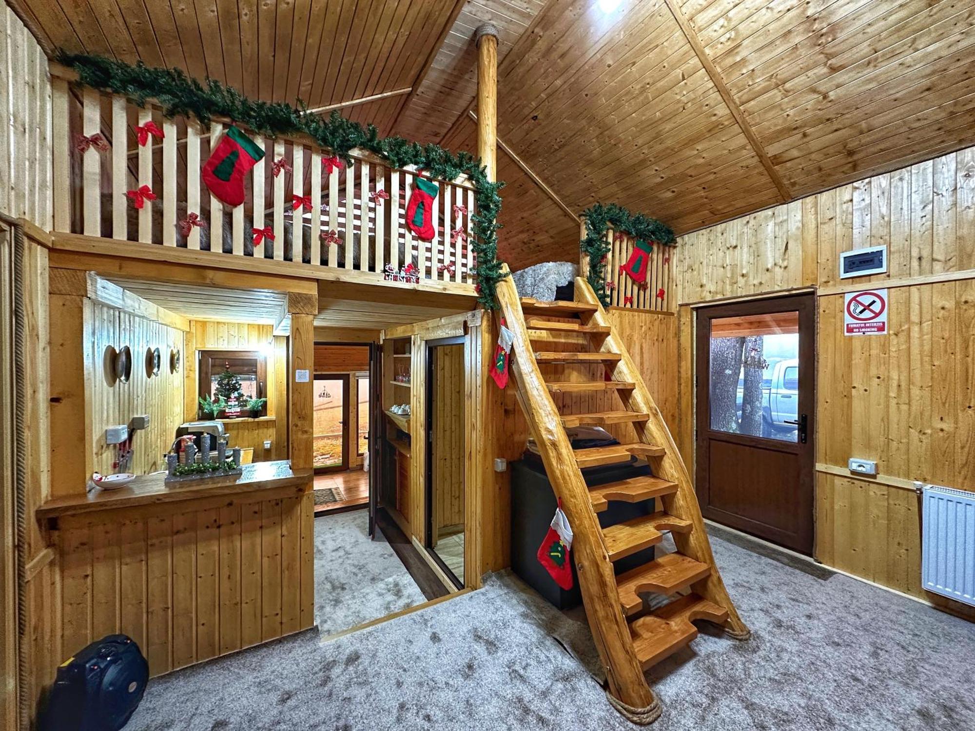Casuta Din Stejari-Transalpina Βίλα Novaci-Străini Εξωτερικό φωτογραφία